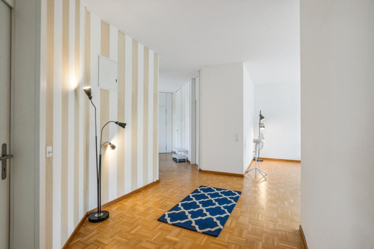 Spacious Central Apartments HOTING Zúrich Exterior foto